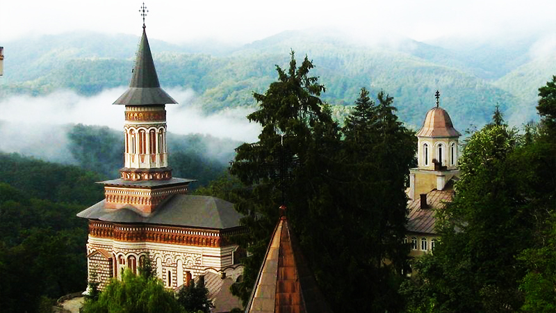 Hram Mănăstirea Rohia 2026